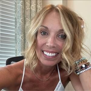 Meet your Posher, Teresa